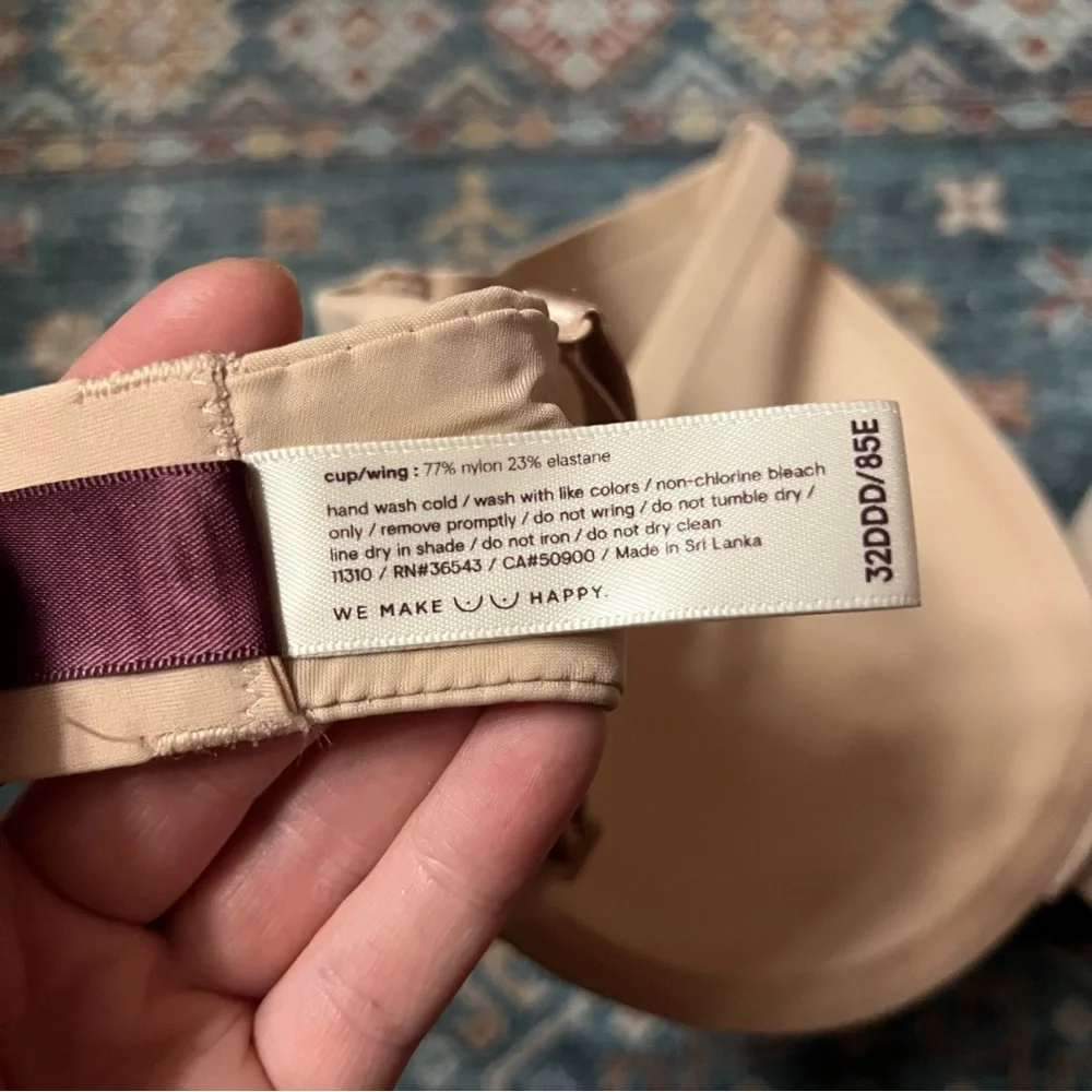 True & Co underwire t-shirt bra // 32DDD - Picture 5 of 5